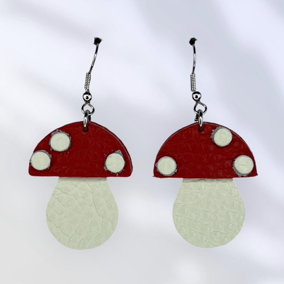 Mushrooms Earrings - Red and white leather.